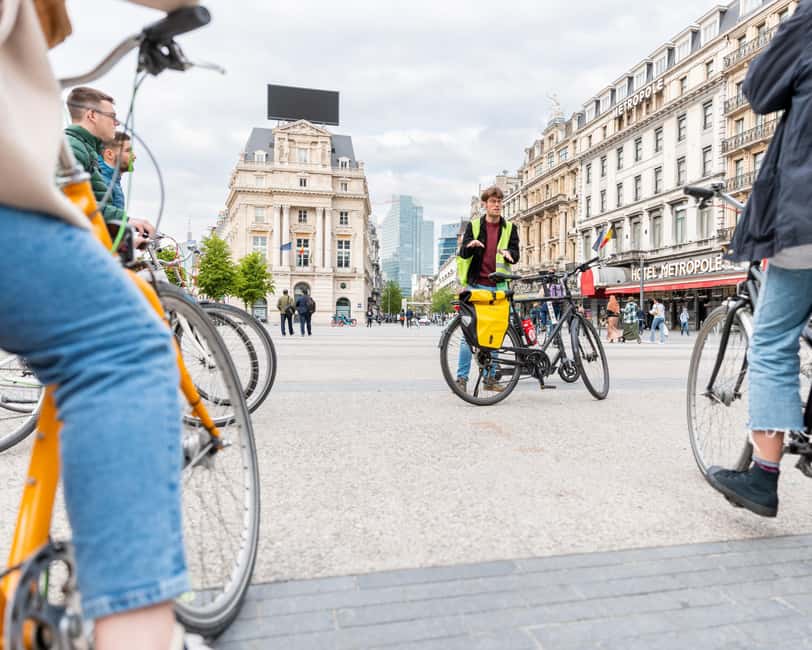 Brussels: City Highlights and Hidden Gems Bike Tour - From famous Brussels to the city behind the postcards