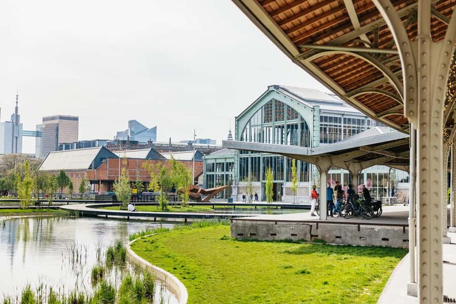 Brussels: City Highlights and Hidden Gems Bike Tour - How difficult is the cycling?