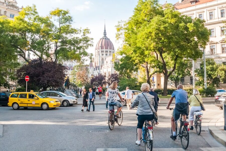 Budapest: Guided City Discovery Bike Tour - Parliament, the Danube, and the Shoes memorial
