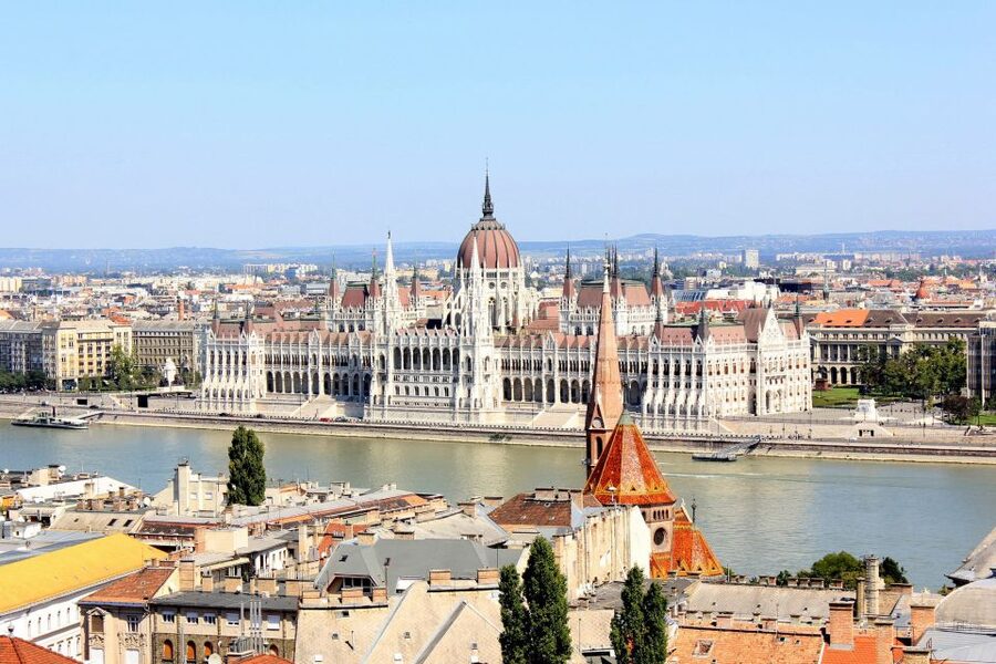 Budapest: Guided City Tour by E-Bike - Why an e-bike works well in Budapest