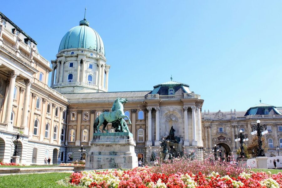 Budapest: Guided City Tour by E-Bike - Batthyany Square, coffee, and the Buda climb