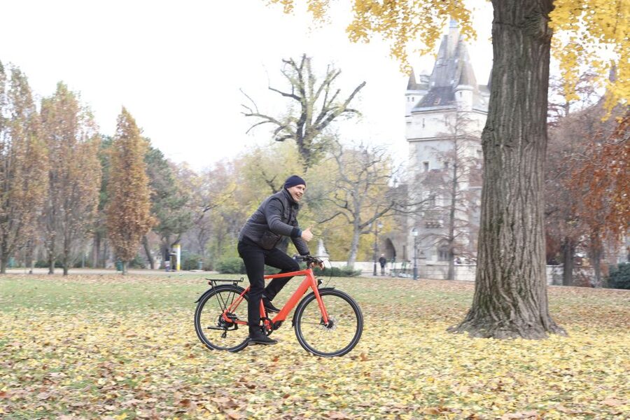 Budapest: Guided Downtown Electric Bike Tour - Should you book the Budapest guided e-bike tour?