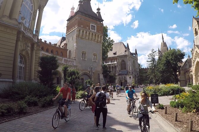 Budapest Highlights Bike Tour with a local guide - St. Stephen’s Basilica and the route toward Parliament