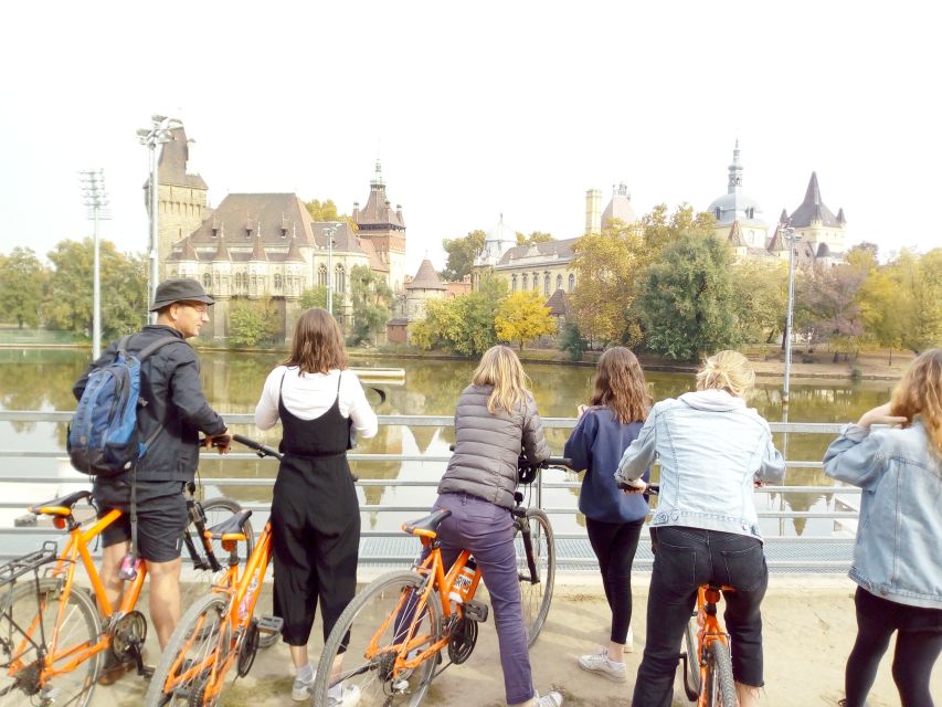 Budapest: Historic Downtown Bicycle Ride with Scenic Views - Why a bicycle is a smart way to see Budapest