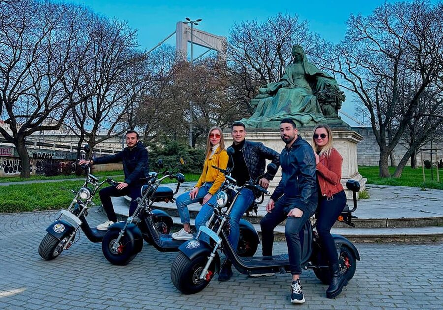 Budapest: Monster Bike Roller Guided City Tour - What the guides add to the ride