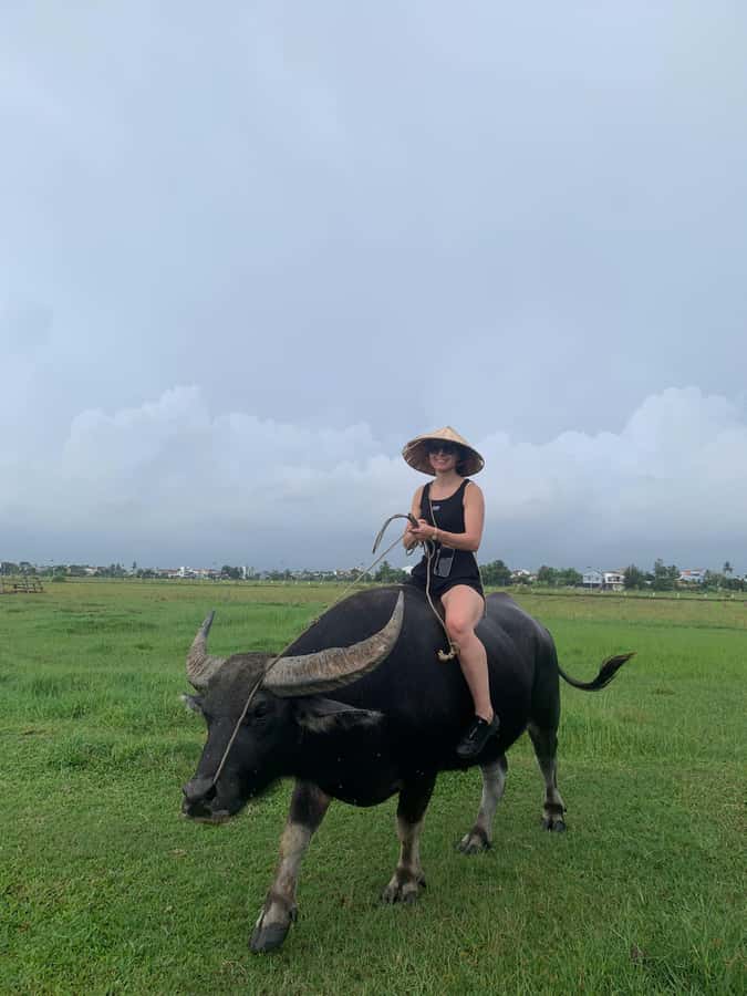 BUFFALO RIDING -BASKET BOAT & BIKE TOUR-HOI AN - Making a Hoi An lantern by hand