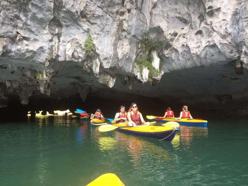 Cat Ba: Lan Ha, HaLong bay full day- biking, kayaking, lunch - The fish massage and village stop