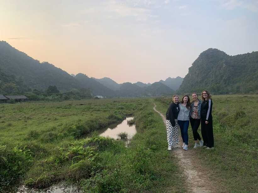 Cat Ba: National Park Day Trip with Cycling and Kayaking - Returning past Cai Beo Floating Village