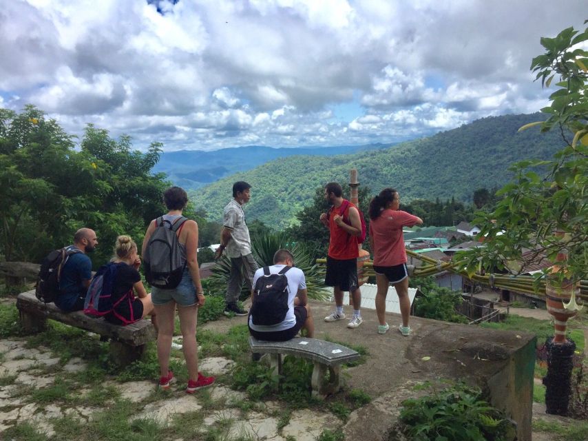 Chiang Mai: Suthep National Park Hiking & DH Mountain Biking - Wat Ban Khun Chang Khian and the lunch break