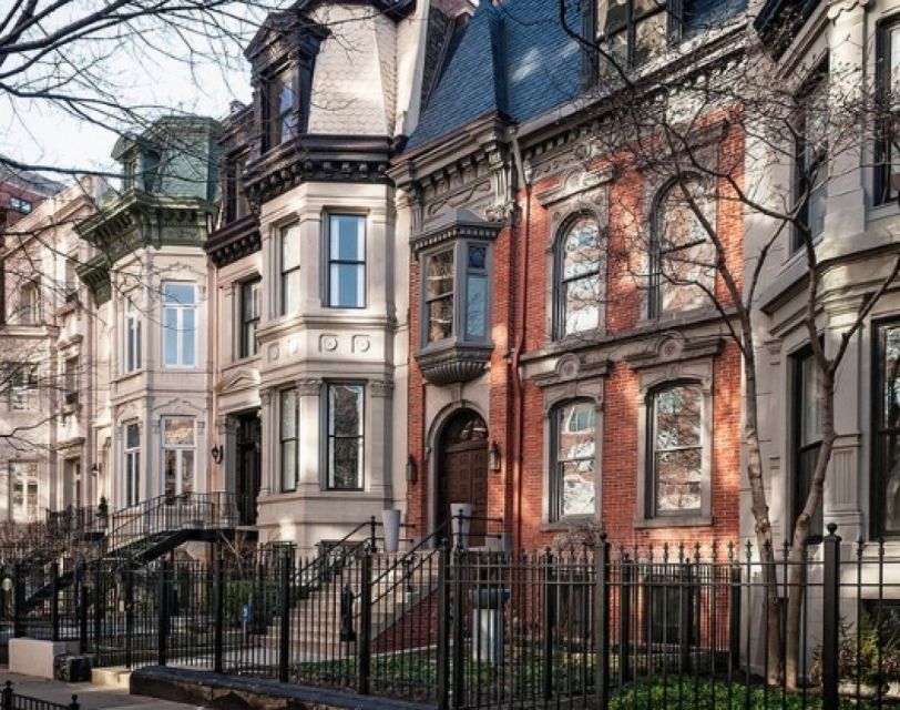 Chicago: Lakefront Neighborhoods Bike Tour - Gold Coast mansions and a look at old Chicago wealth