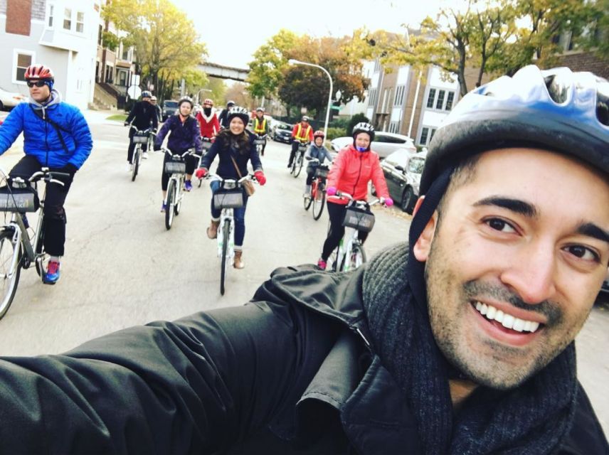 Chicago: Westside Food Tasting Bike Tour with Guide - Fulton Market: old warehouses and new Chicago