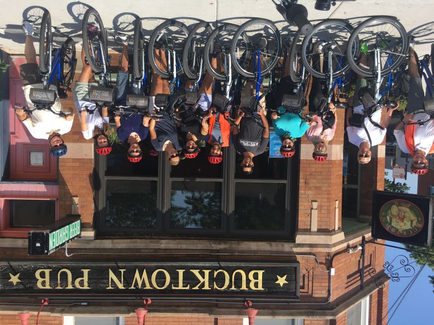 Chicago: Westside Food Tasting Bike Tour with Guide - Starting in River North and crossing the Chicago River