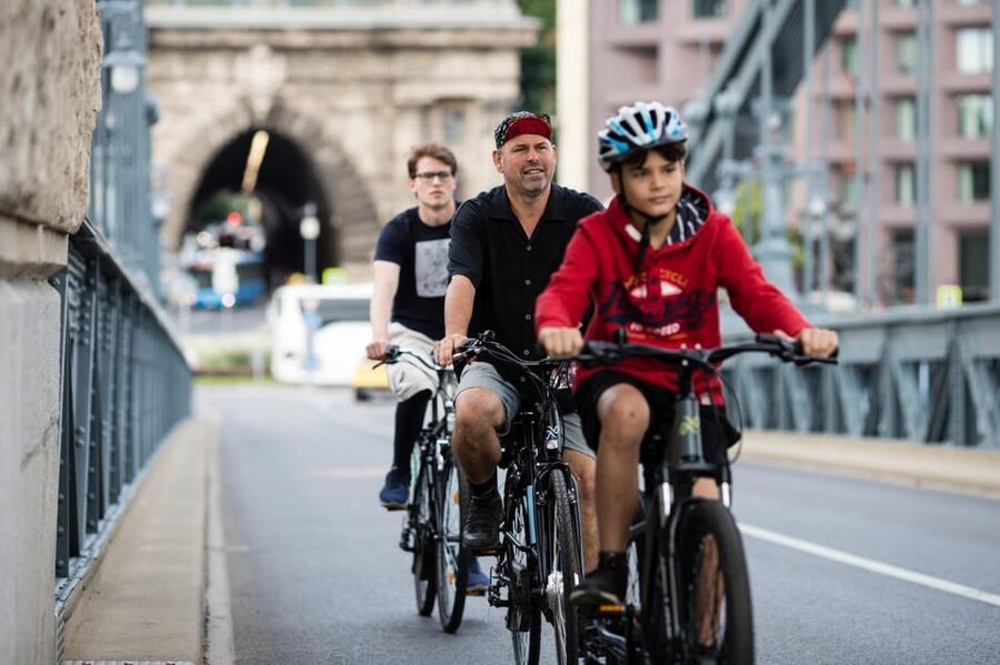 Choose a bicycle and make your own tour in Budapest-24 hrs - Key points to know before you ride