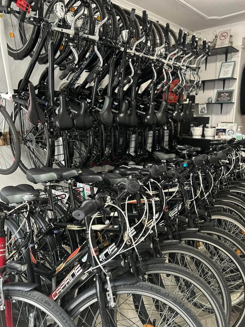 Choose a bicycle and make your own tour in Budapest-24 hrs - Practical details before booking