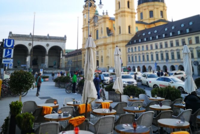 Classic Mike's Bike Tour daily @ 11.30 incl Beer Garden & Surfers - From Platzl to Munich’s royal squares