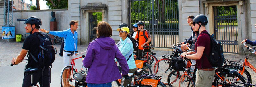 Copenhagen: 3-Hour City Highlights Bike Tour with Guide - Nyboder and the ride to the Little Mermaid