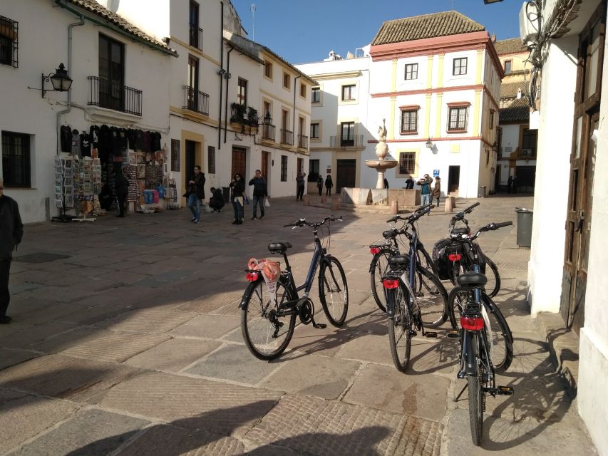 Córdoba Daily Highlights Bike Tour - Why Córdoba Works So Well by Bicycle