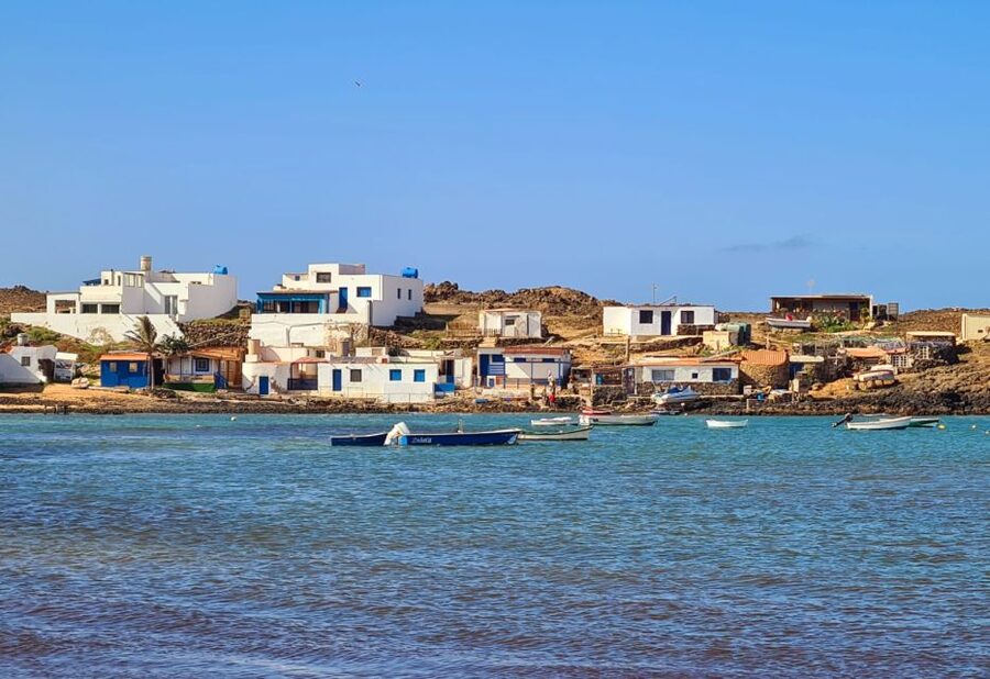 Corralejo: E-Bike Rental with Map to Popcorn Beach - Who will enjoy this ride most?