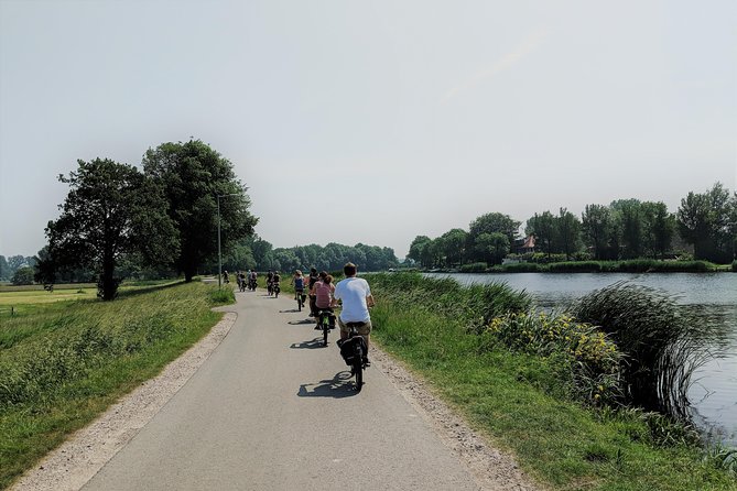 Countryside Bike Tour from Amsterdam: Cheese, Clogs & a Windmill - Normal bike or e-bike?