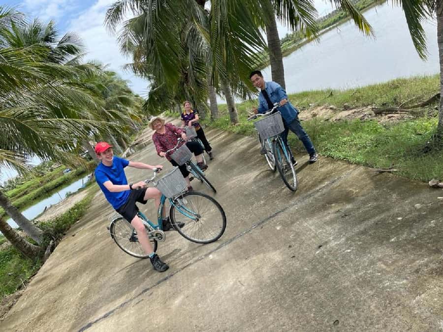Da Nang or Hoi An: Countryside Bike & Basket Boat Tour - Farming, buffalo, and everyday village life