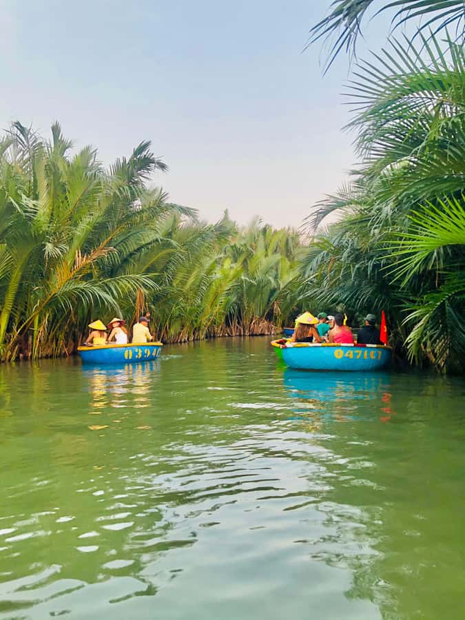 Da Nang or Hoi An: Countryside Bike & Basket Boat Tour - A local meal after the outdoor activities