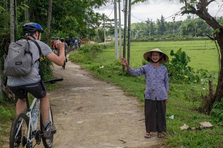 Da Nang or Hoi An: Countryside Bike & Basket Boat Tour - How much value do you get for $36?