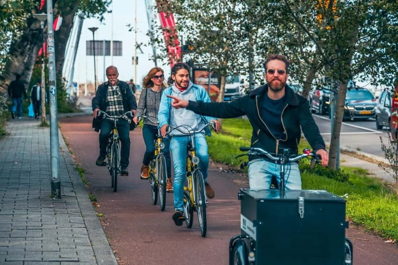 Discover Rotterdam: Classic Highlights Bike Tour by a Local - Oude Haven and De Hef close the loop