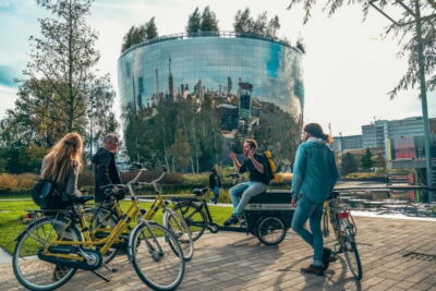 Discover Rotterdam: Classic Highlights Bike Tour by a Local