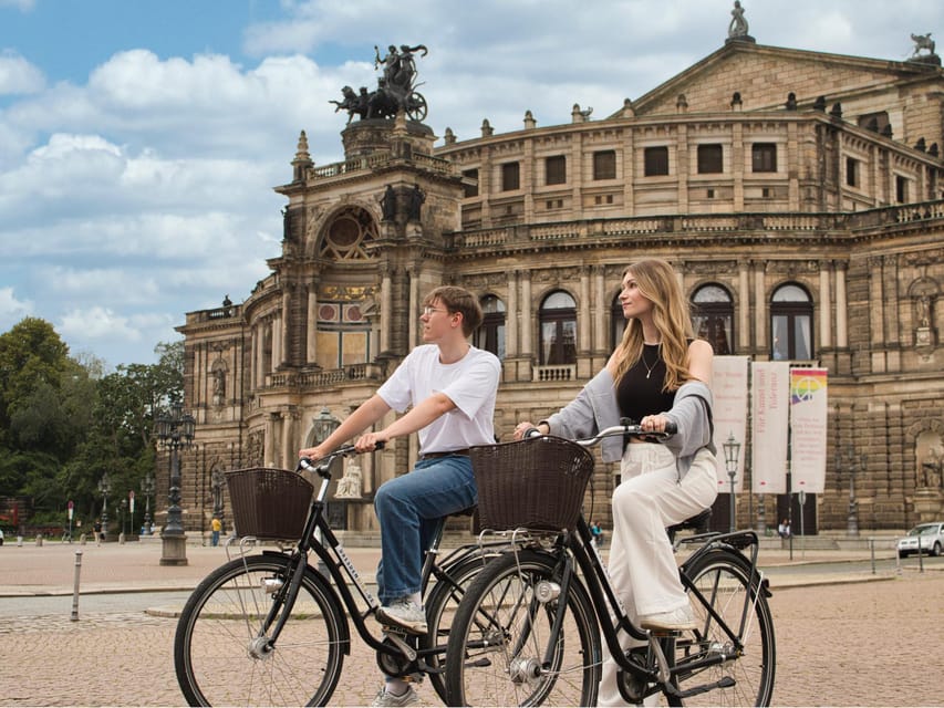 Dresden: Bike Rental - City Bike with Option Children Seat - Starting beside the Frauenkirche in central Dresden