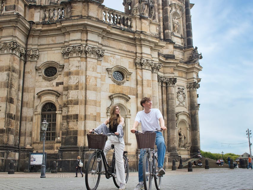 Dresden: Bike Rental - City Bike with Option Children Seat - What the classic city bike feels like on Dresden streets