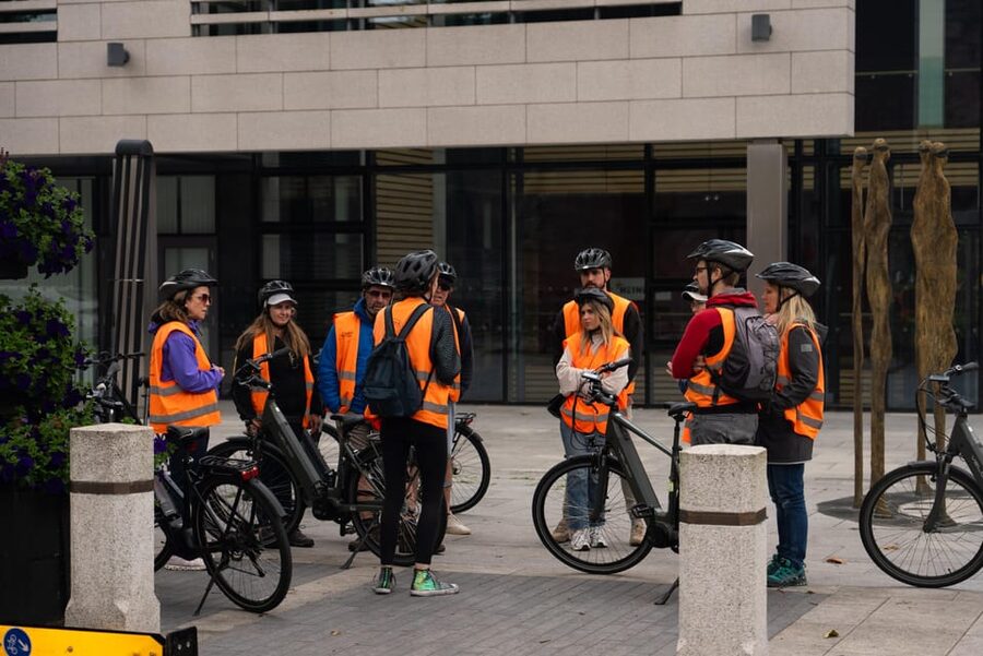 Dublin: Bike & E-Bike Tour with a Local Guide - Returning through Christ Church Cathedral
