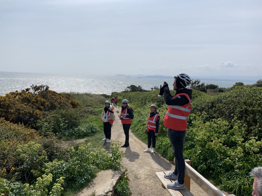 Dublin: Panoramic e-Bike Tour - What the guides add to the ride