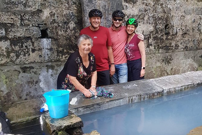 E-Bike Food and Wine Tour in the Sorrento Peninsula - Booking, weather, and practical details