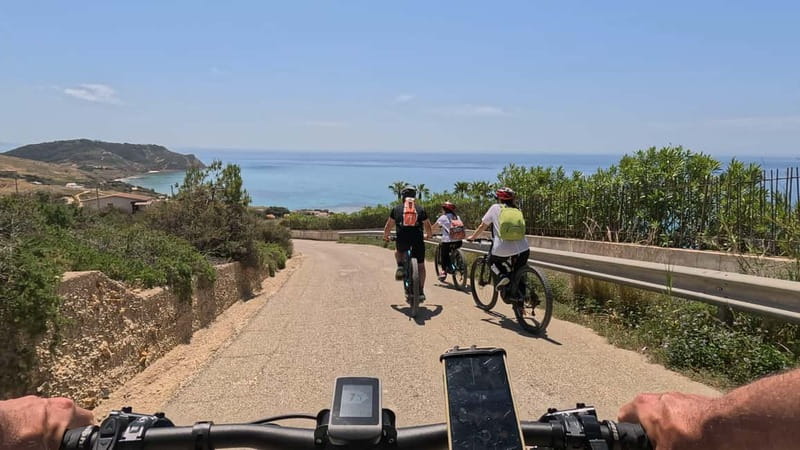 E-Bike Scala dei Turchi: Food tasting, villages, snorkeling, nature reserve - Scala dei Turchi, the bright beginning