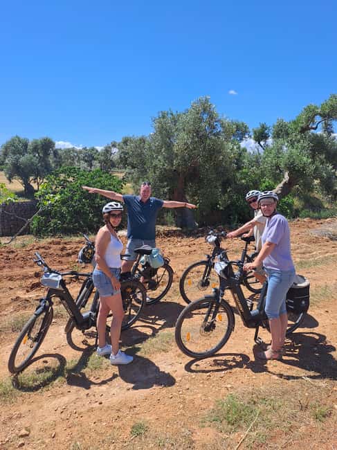E-bike tour from Monopoli to the rocky village of St. Andrew - Starting at Via Arenazza