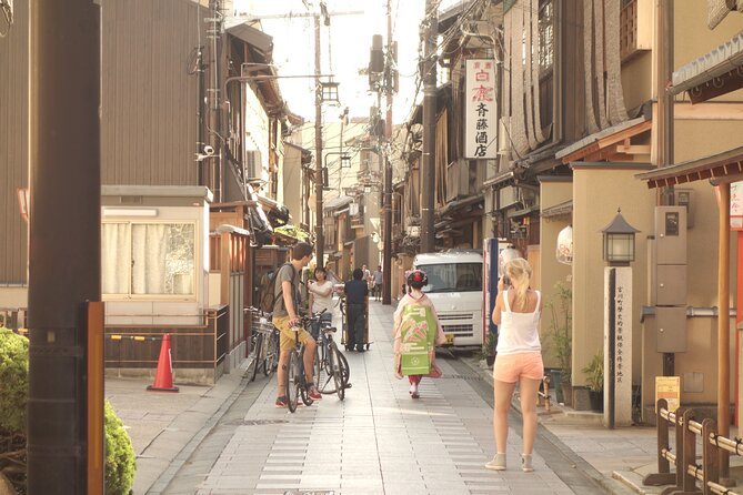 E-Bike Tours of the highlights of Kyoto!!! - Ginkakuji and the art of Japanese gardens