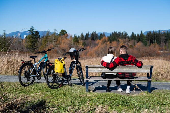 eBike Rentals in Kelowna - The lakefront route and open Okanagan views