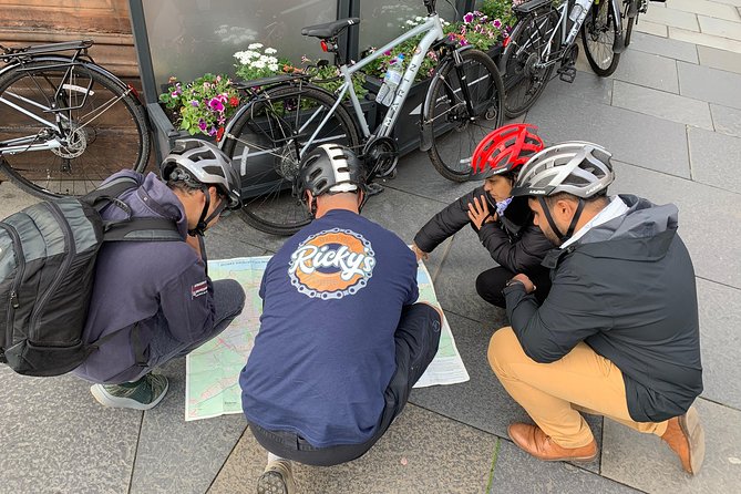 Edinburgh City Bike Tour - Choice of E-Bike or Manual - From the Union Canal to Bruntsfield Links