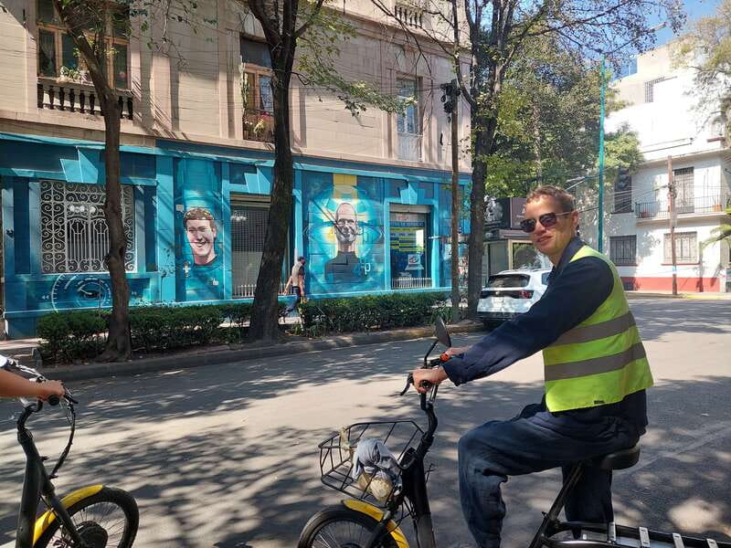 Electric Bike City Tour with a taco stop. - The Zócalo and Mexico City’s central story