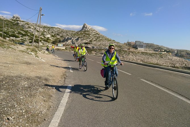 Electric Bike Tour to the Calanques from Marseille - Notre Dame de la Garde and the ride home
