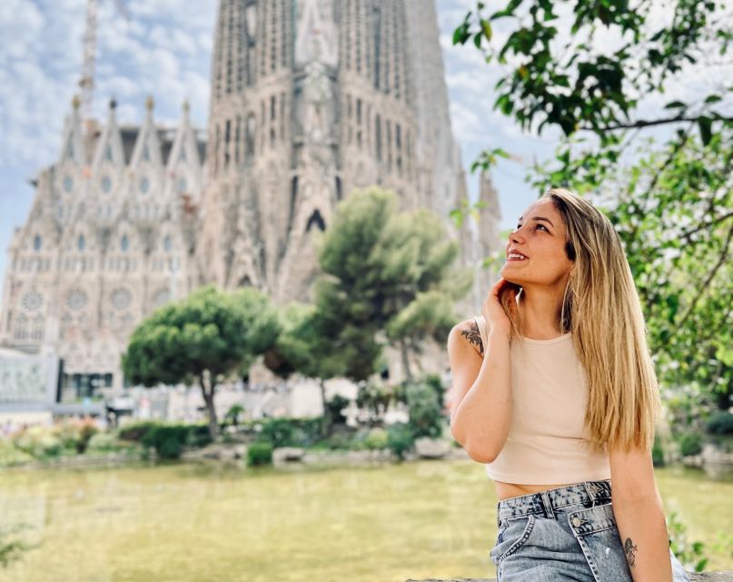 Explore Barcelona by Bike & Photo Shooting - Why a bike is a smart way to see Barcelona