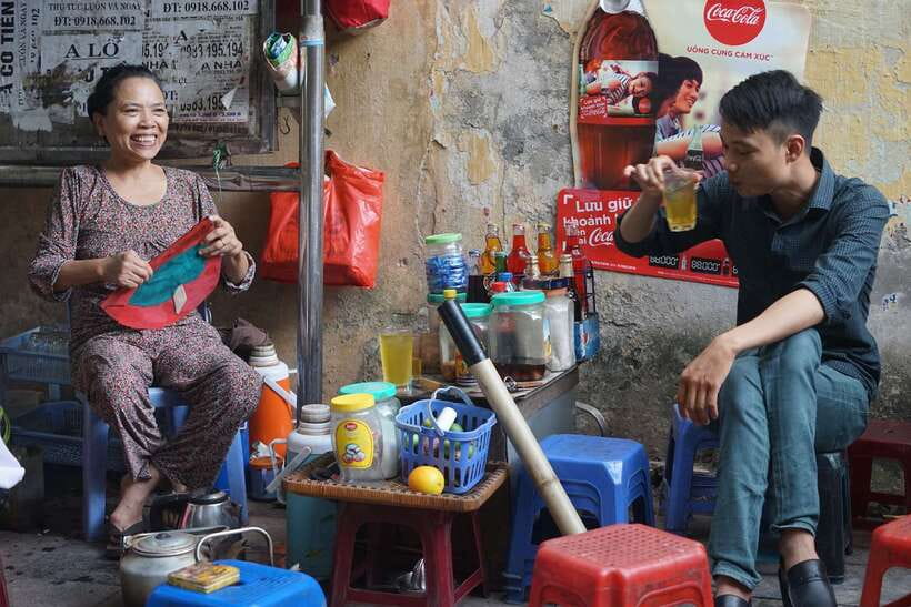 Explore Hanoi Old City By Cycling Tour With Small Groups - Choosing the morning or afternoon departure