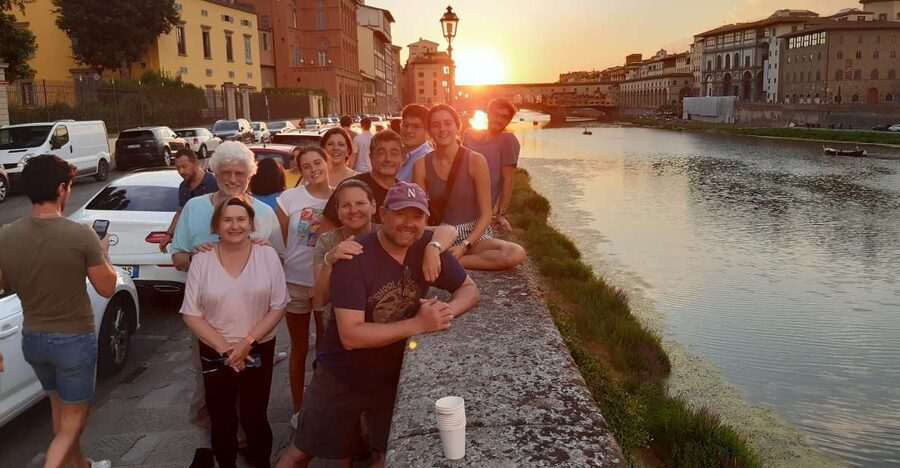Florence at Night Bike Tour with Wine and Aperitivo Picnic - San Frediano and Santo Spirito: Florence with fewer grand monuments