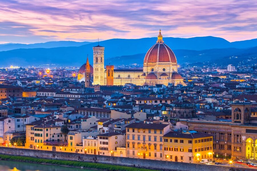 Florence at Night Bike Tour with Wine and Aperitivo Picnic - Piazza di Santa Maria Sopr’Arno and the route toward San Niccolò