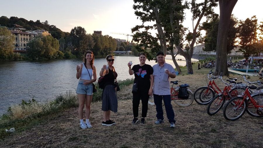 Florence at Night Bike Tour with Wine and Aperitivo Picnic - Lungarno Benvenuto Cellini and the 30-minute aperitivo