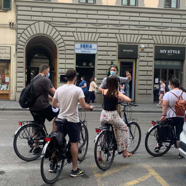 Florence Bike Tour & Sunset & Piazzale Michelangelo - Along the Arno River toward the viewpoint