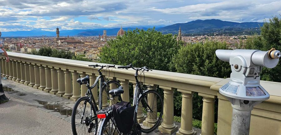 Florence Bike Tour & Sunset & Piazzale Michelangelo - Who should book this tour