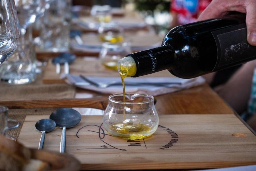 Florence: Chianti E-Bike Tour with Tuscan Lunch & Winery - Should you book it?