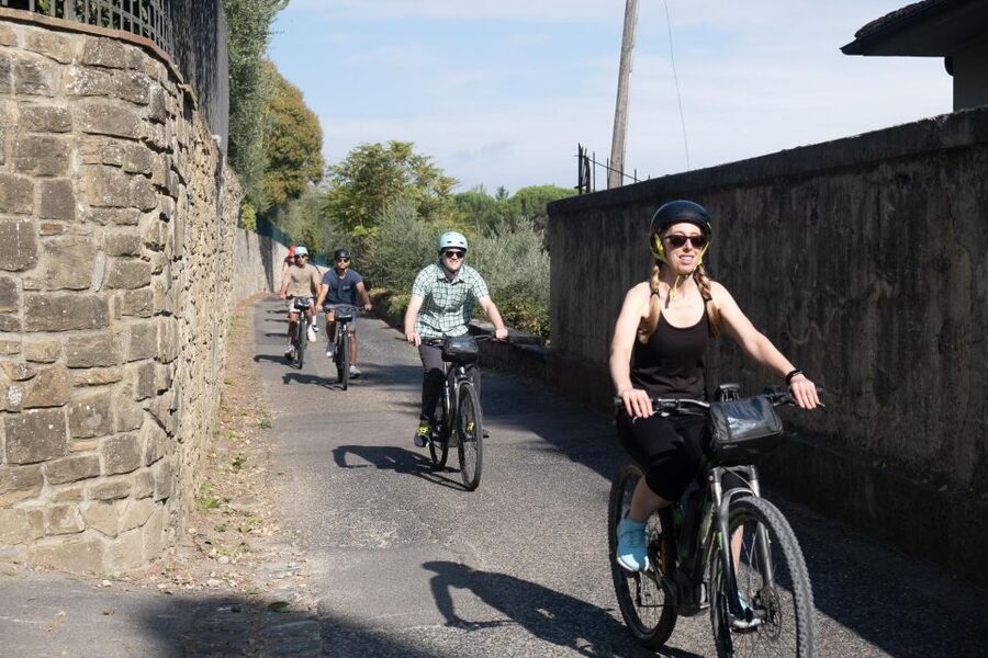 Florence: Chianti E-Bike Tour with Tuscan Lunch & Winery - The return route and the shape of the day
