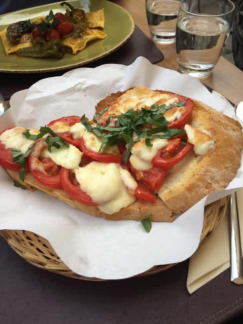 Florence: Chianti E-Bike Tour with Wine Tasting and Lunch - Who should book this ride